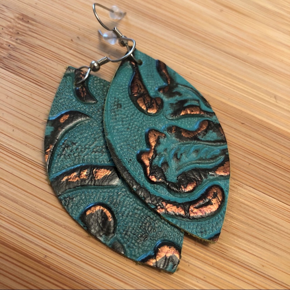 New handmade leather earrings